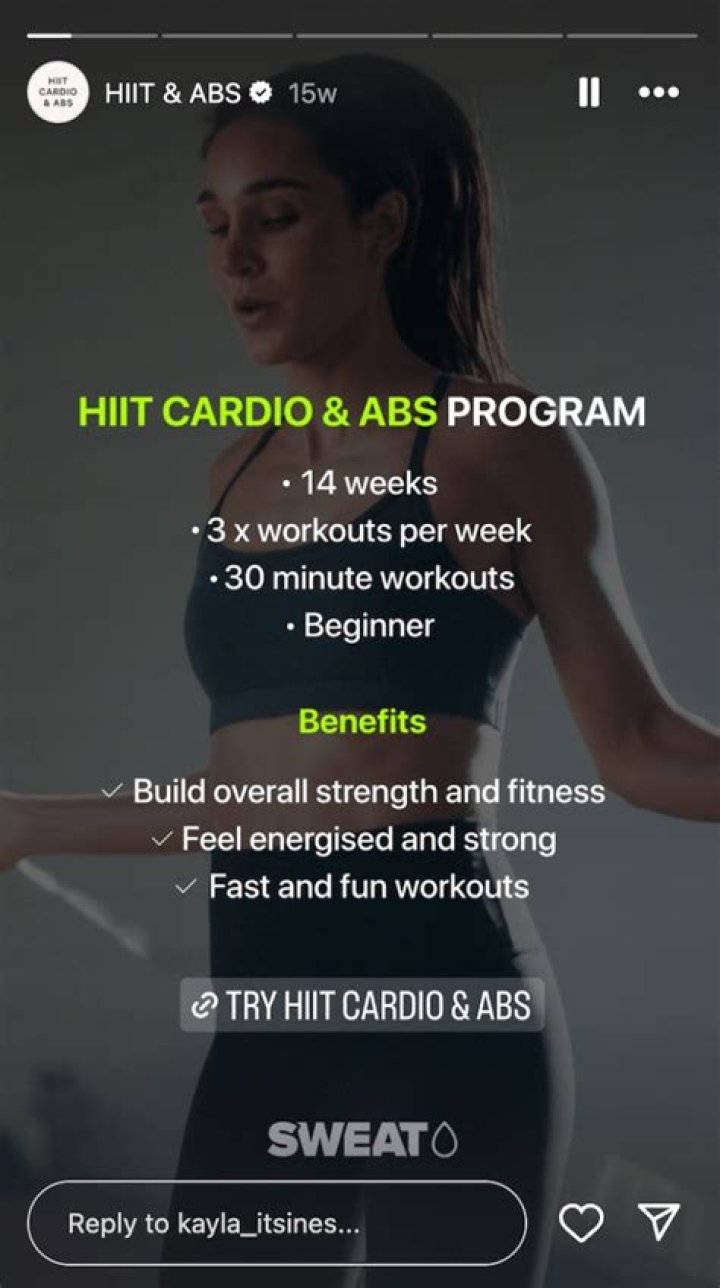Kayla Itsines in Two-Piece Workout Gear Shares "Arm Burning" Workout