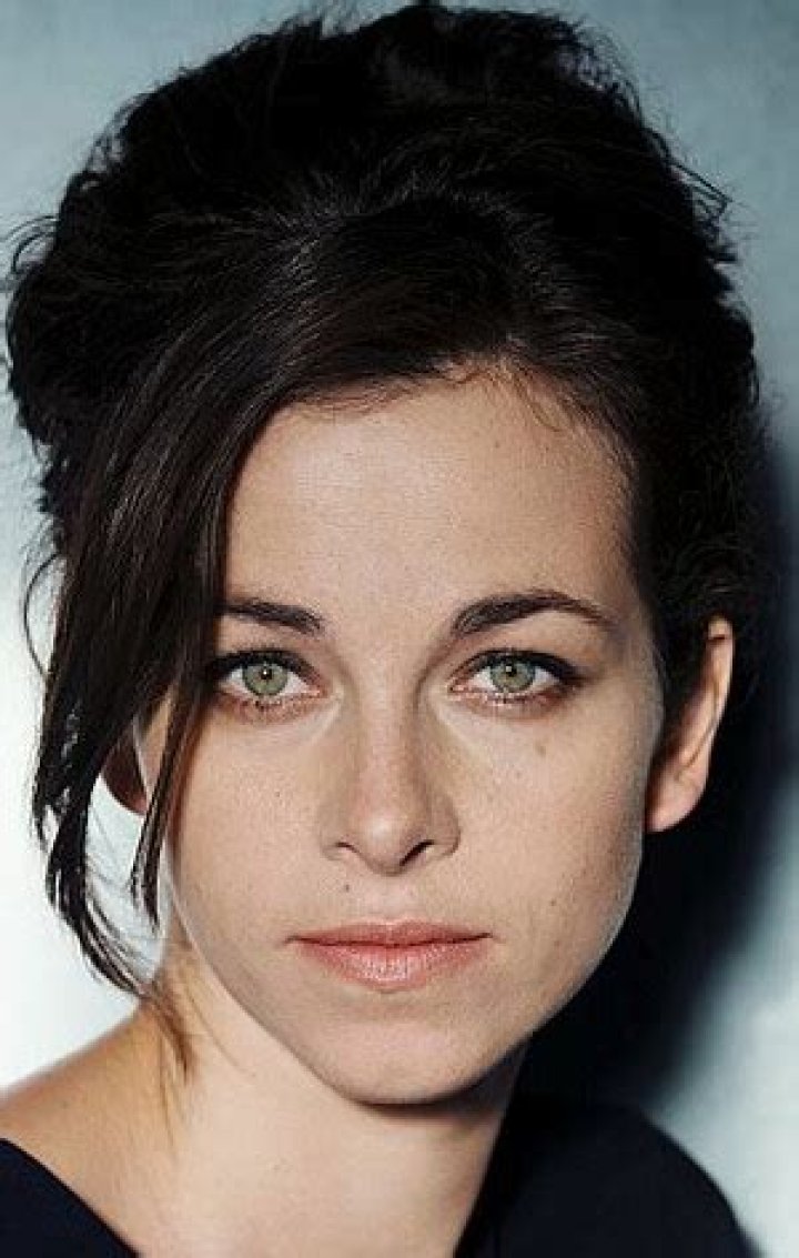 Marie Hacke height